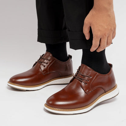 El Noble – Zapato de Cuero Auténtico Marrón | Punta Redonda, Suela Blanca
